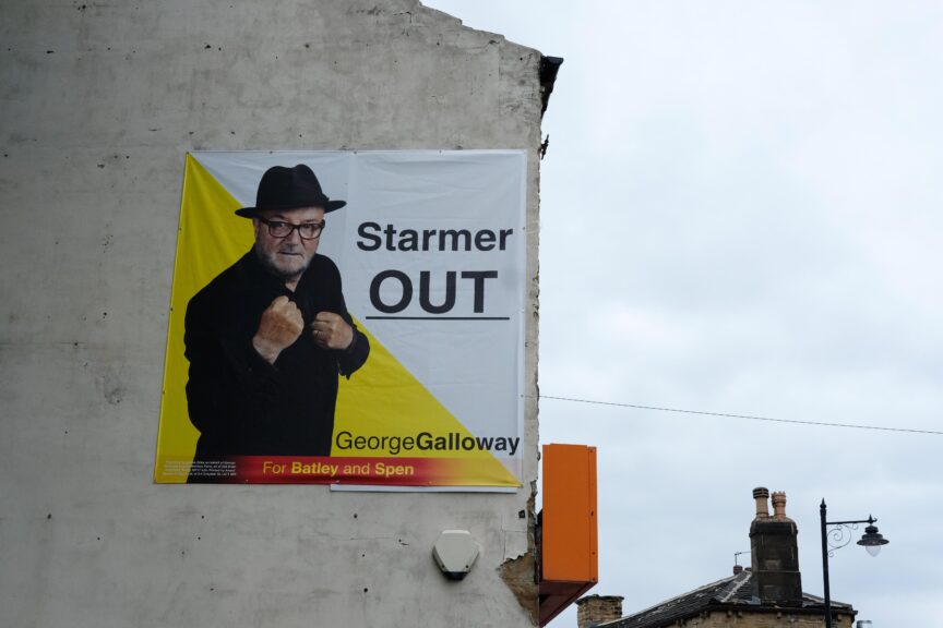 A Galloway Poster saying: Starmer Out