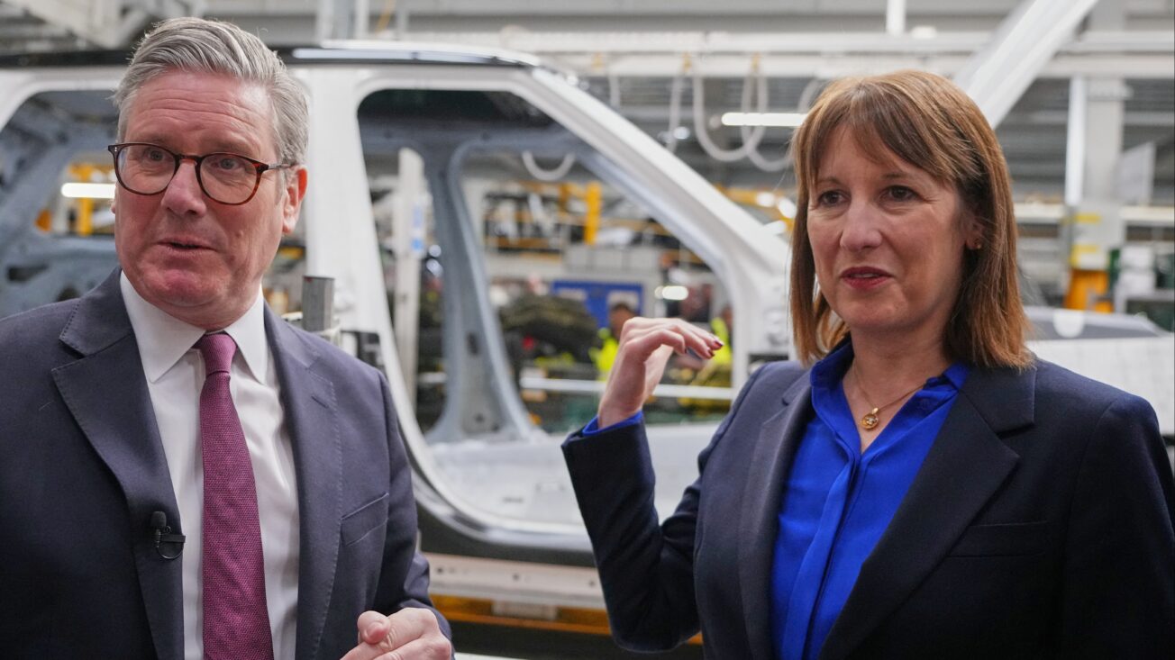 Prime minister Keir Starmer and chancellor Rachel Reeves visit a Jaguar Land Rover factory in Birmingham, April 2025. Kirsty Wigglesworth/Reuters.