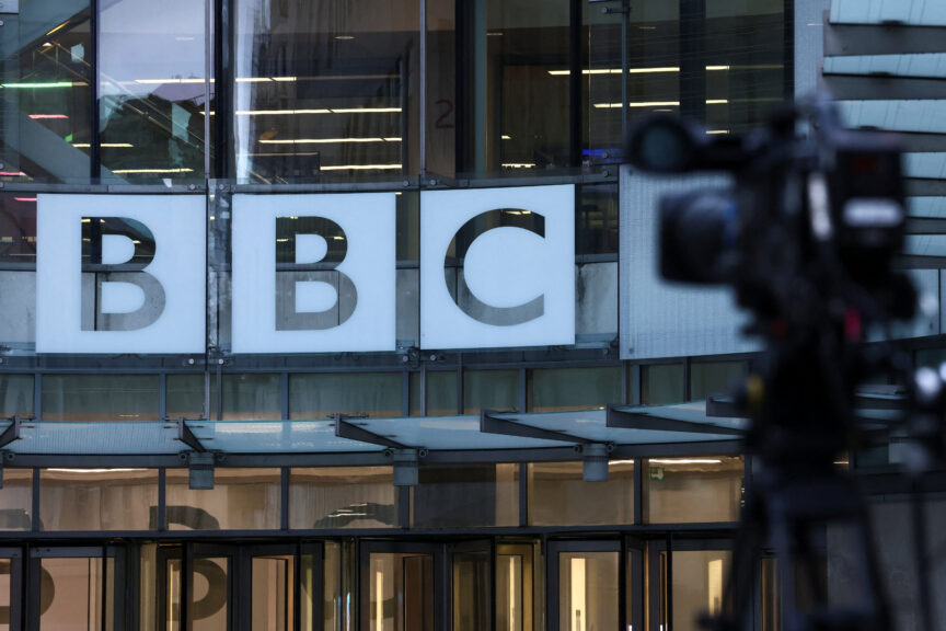 People walk outside BBC Broadcasting House after director general of BBC Tim Davie and chief executive of BBC News Deborah Turness resigned following accusations of bias at the British broadcaster, 10 November 2025. REUTERS/Jack Taylor